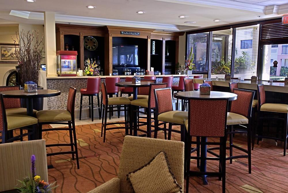 Courtyard By Marriott Orlando Lake Buena Vista At Vista Centre Экстерьер фото