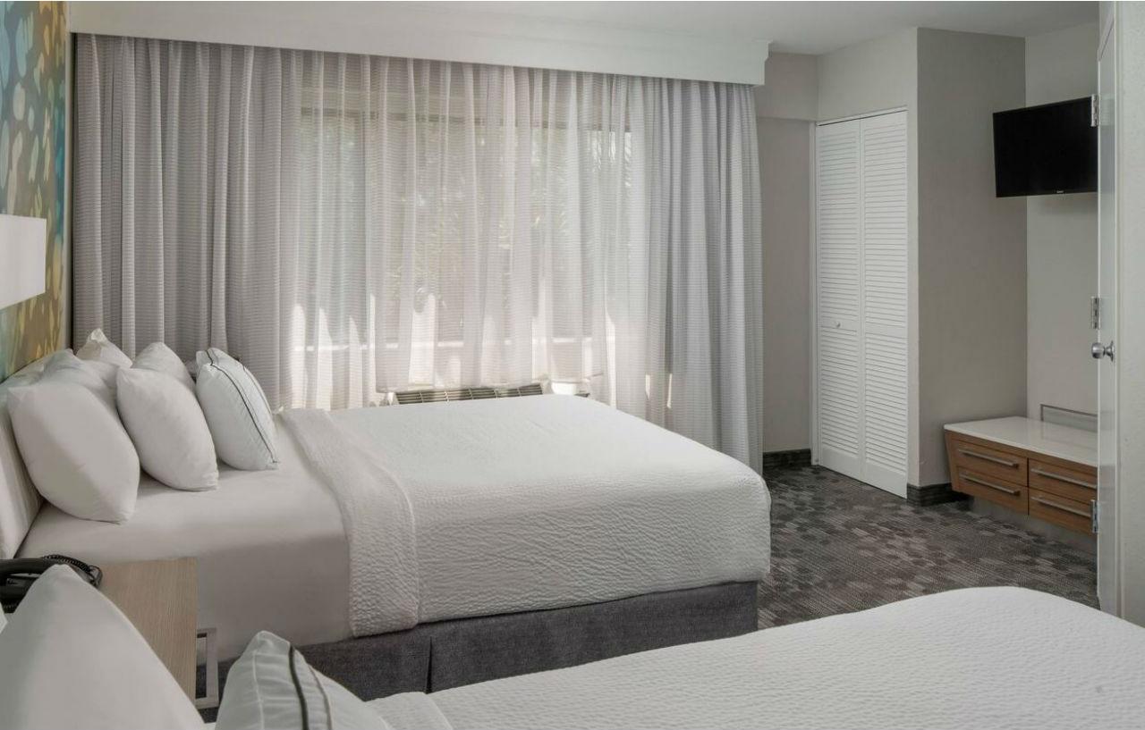 Courtyard By Marriott Orlando Lake Buena Vista At Vista Centre Экстерьер фото