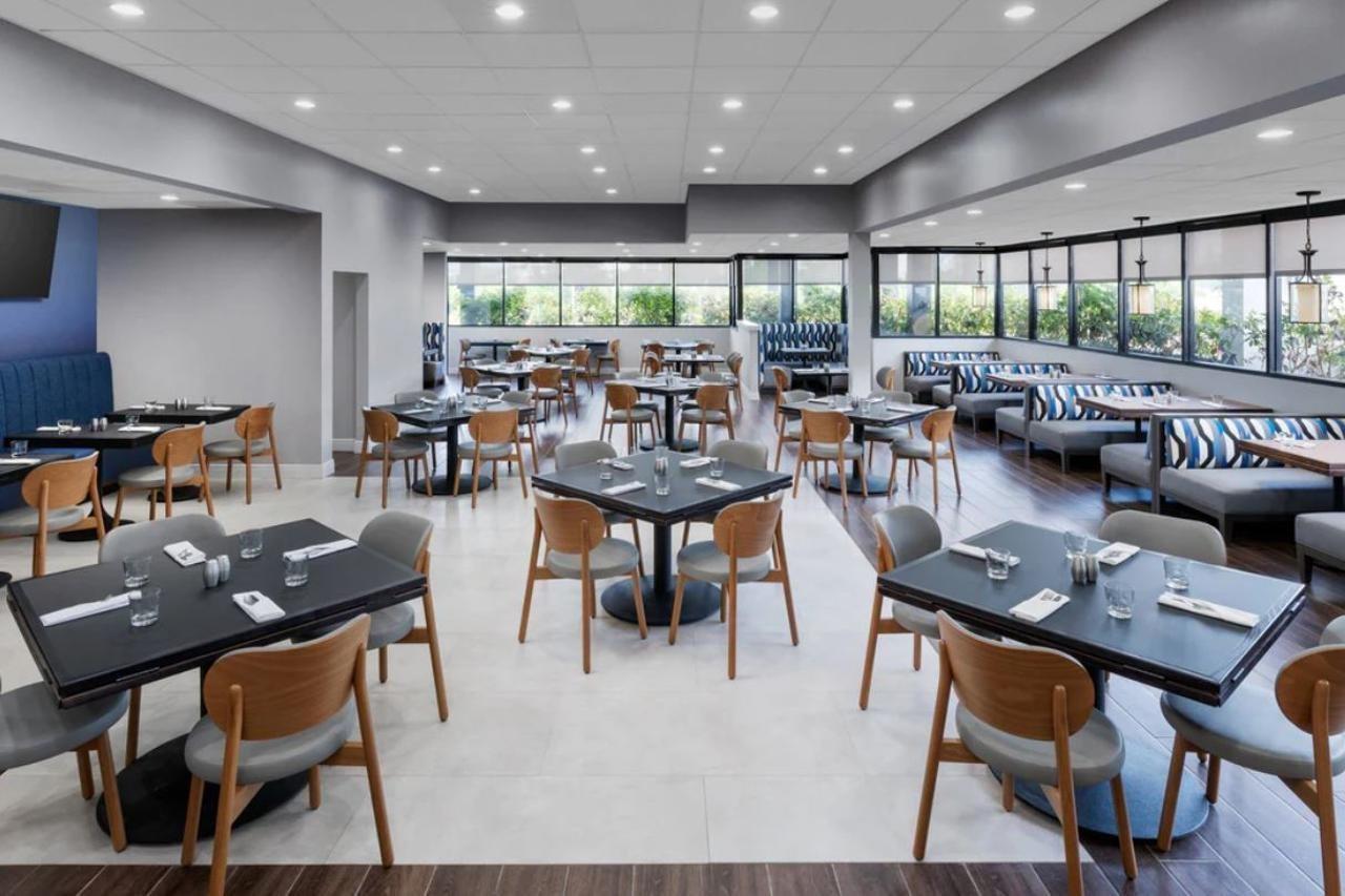 Courtyard By Marriott Orlando Lake Buena Vista At Vista Centre Экстерьер фото