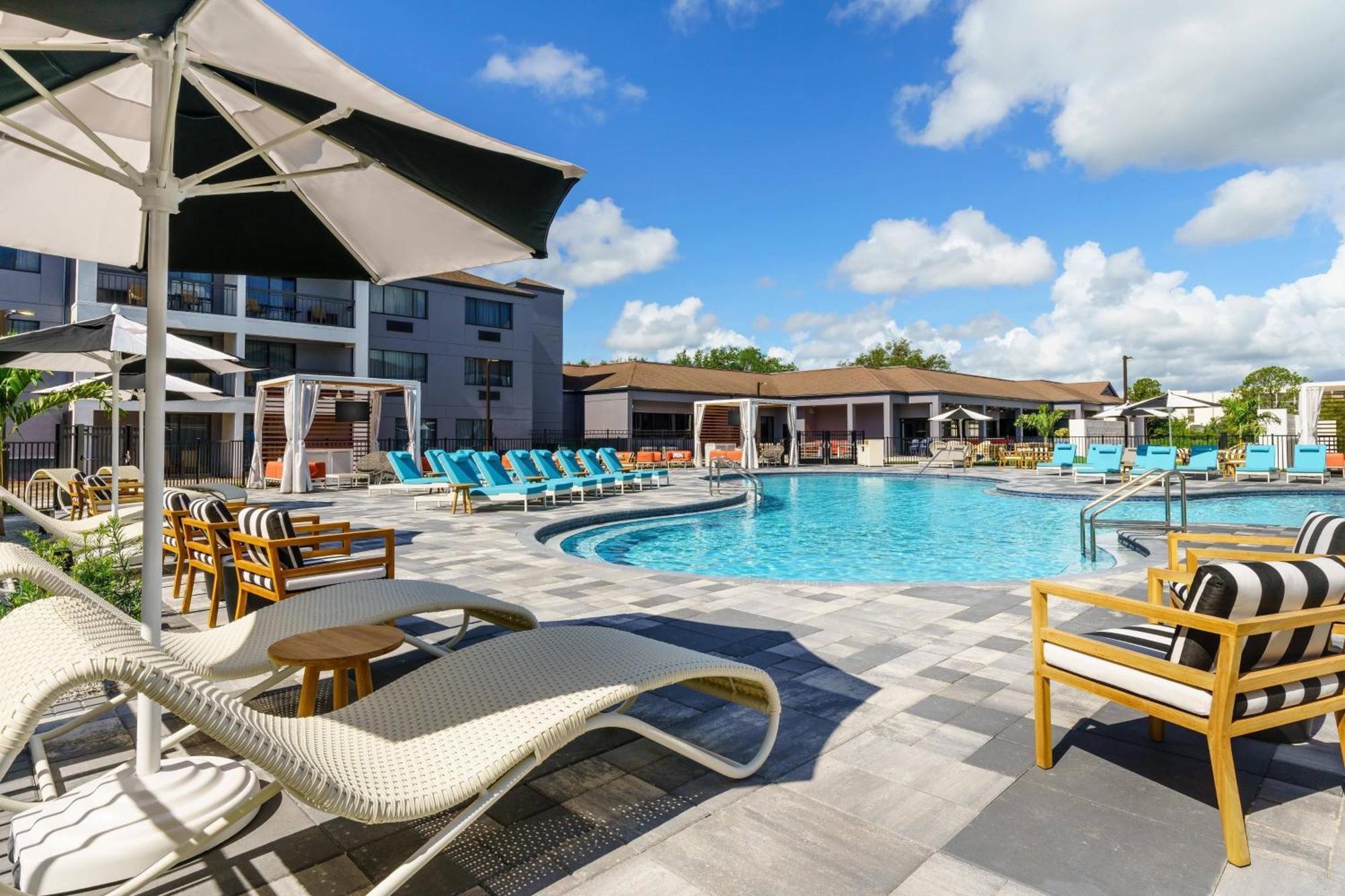 Courtyard By Marriott Orlando Lake Buena Vista At Vista Centre Экстерьер фото