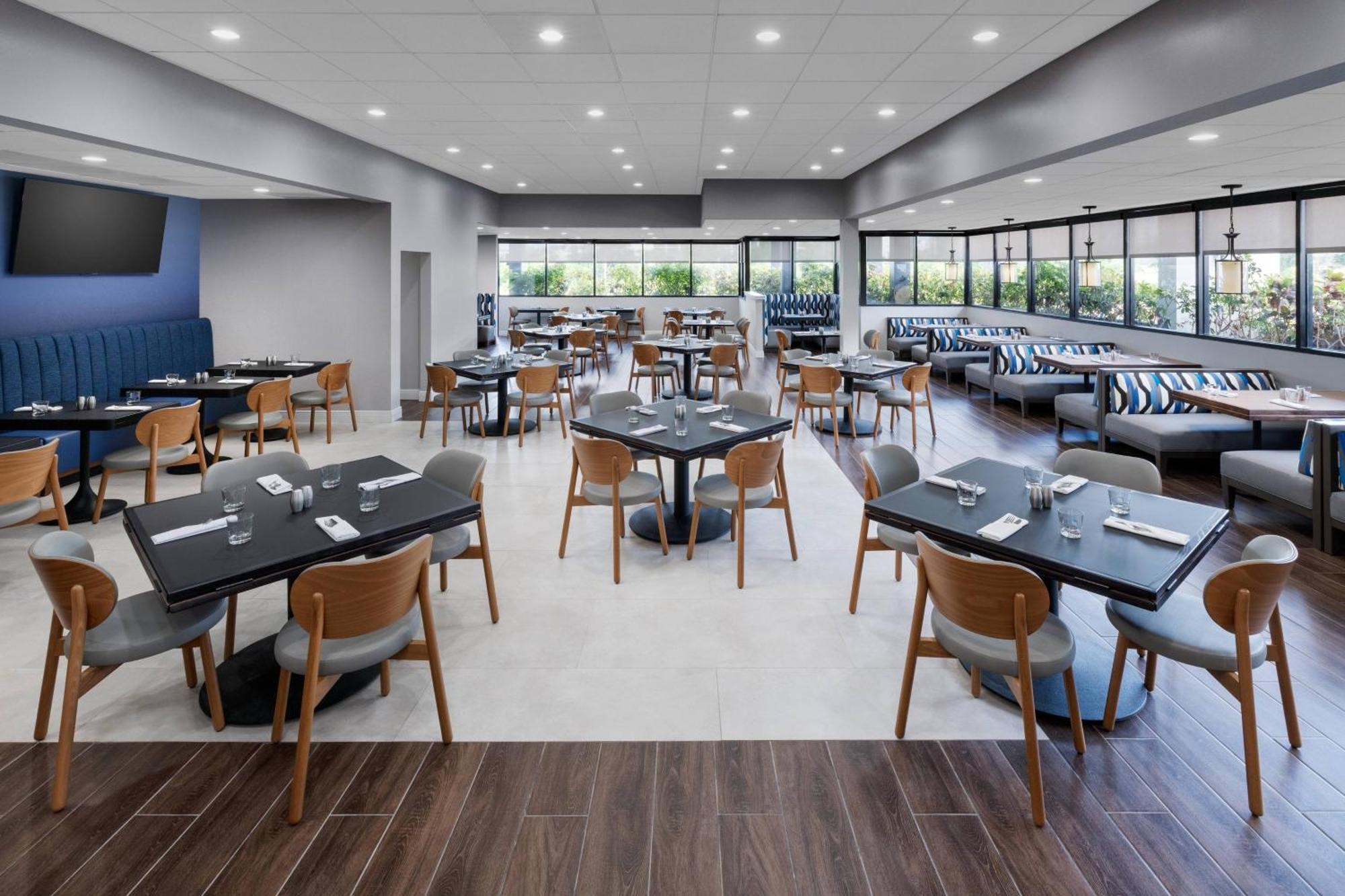 Courtyard By Marriott Orlando Lake Buena Vista At Vista Centre Экстерьер фото