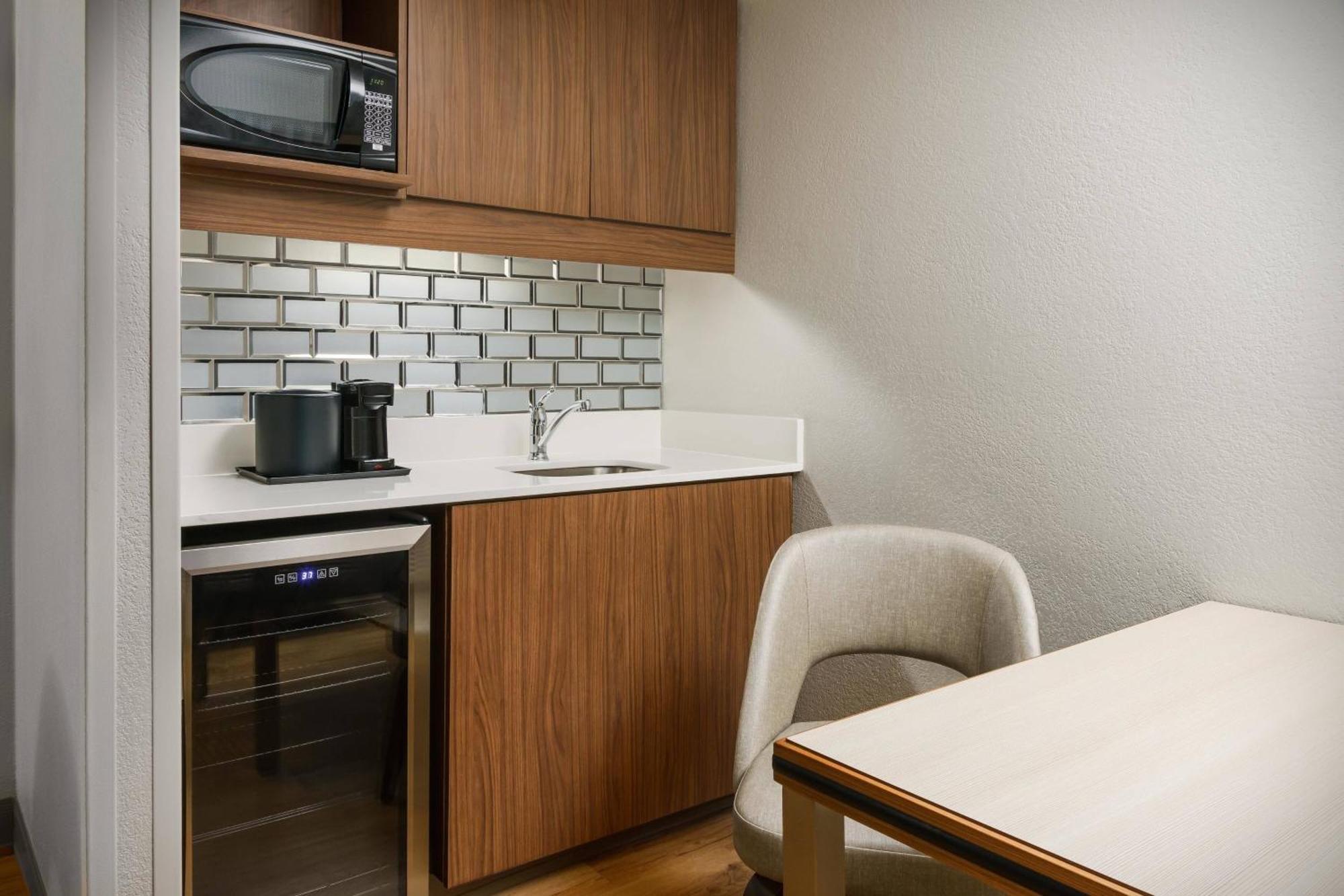 Courtyard By Marriott Orlando Lake Buena Vista At Vista Centre Экстерьер фото